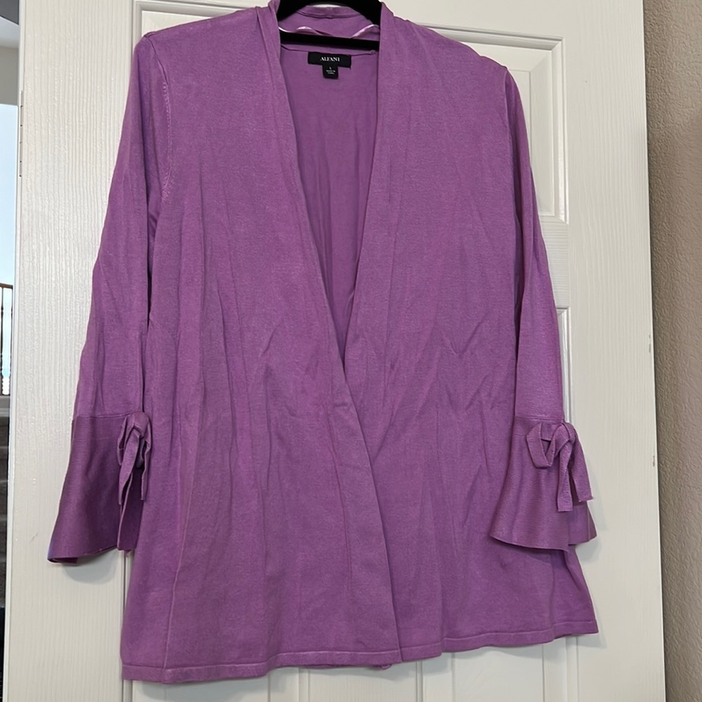 NWOT Alfani open sweater in light purple
